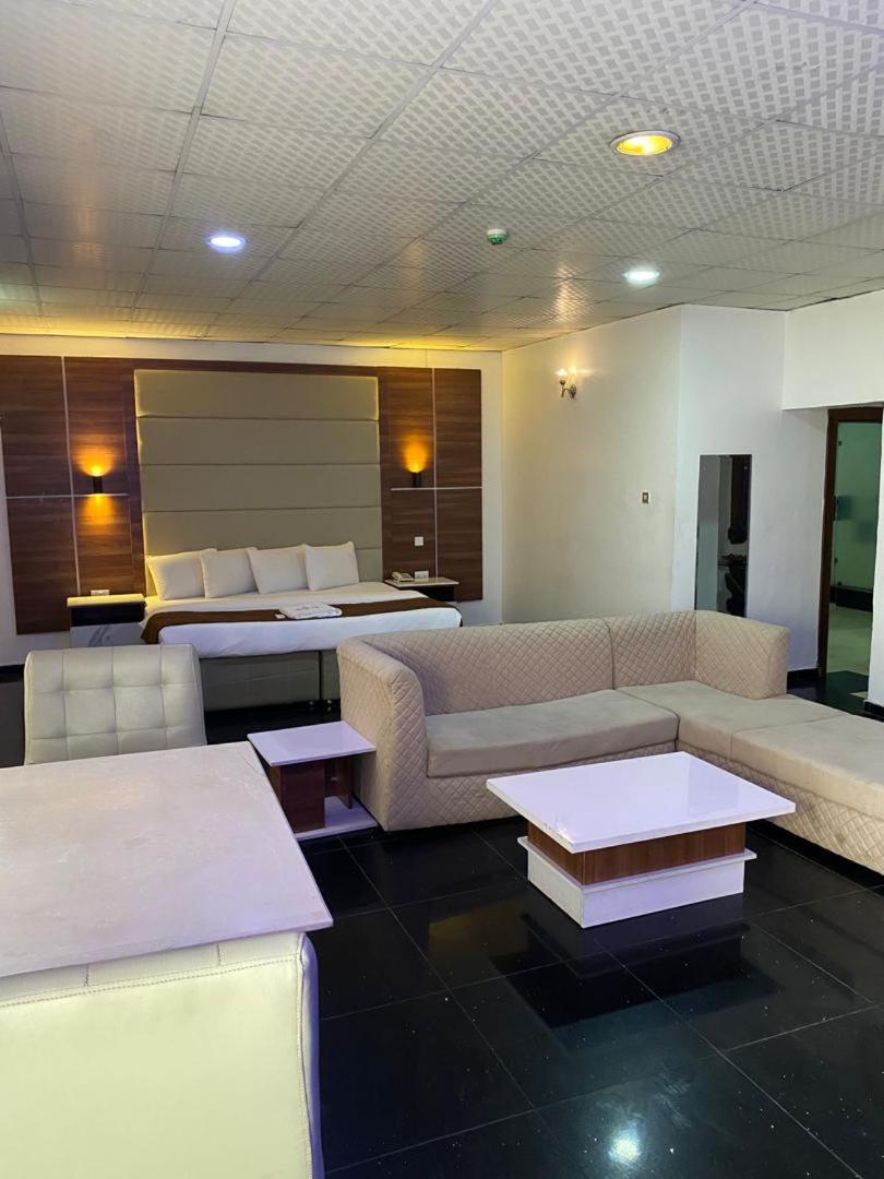 Presken Hotels, Opebi - Castle Lagos Exterior photo