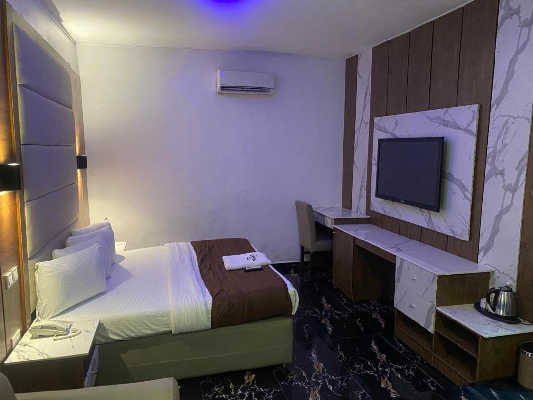 Presken Hotels, Opebi - Castle Lagos Exterior photo
